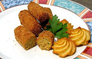Herzhafte Putenkroketten